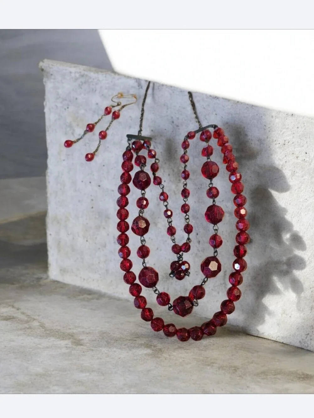Red Beaded Layered Necklace and Earrings Set■ EUC■ FINAL PRICE